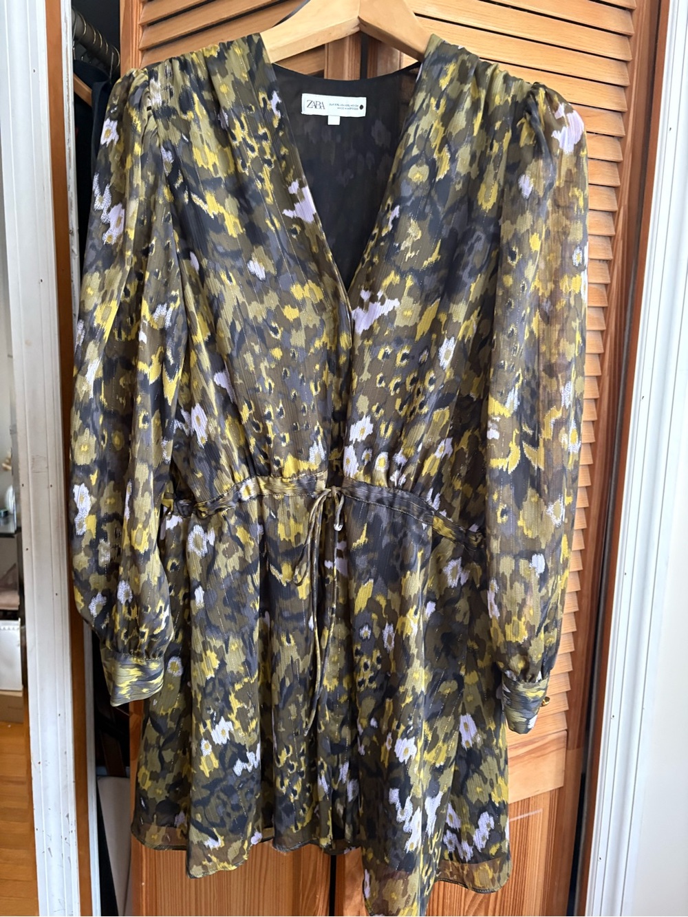 Zara Olive, Black & Lavender Printed V-Neck Dress